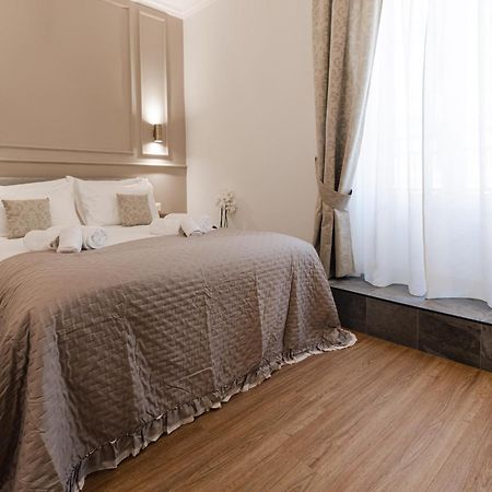 De Vince Suites - Luxury Rooms - Roma Termini エクステリア 写真