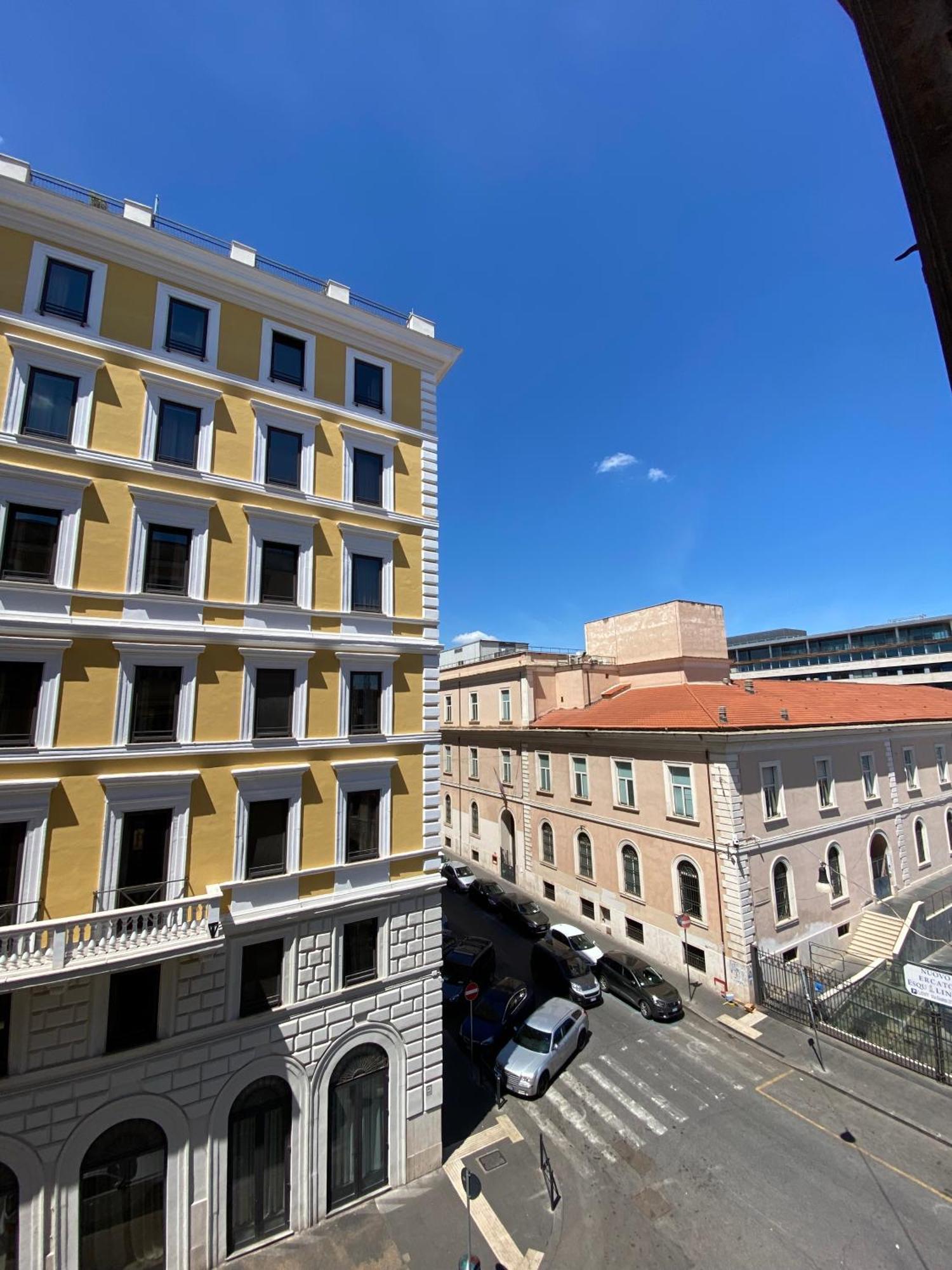 De Vince Suites - Luxury Rooms - Roma Termini エクステリア 写真