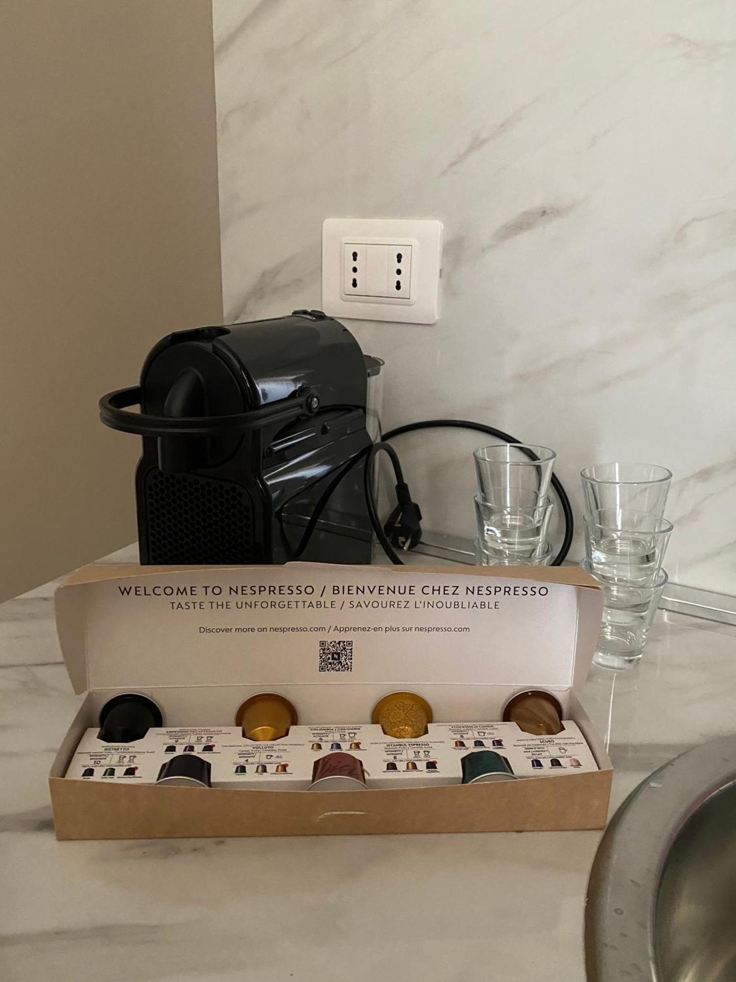 De Vince Suites - Luxury Rooms - Roma Termini エクステリア 写真
